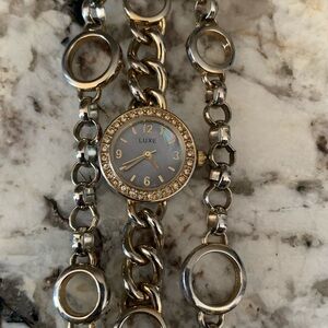 Vintage LUXE Brand Bracelet Watch